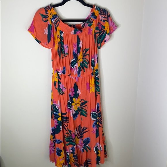 Old Navy Dresses & Skirts - Off the Shoulder Orange Tropical Maxi Dress Size M